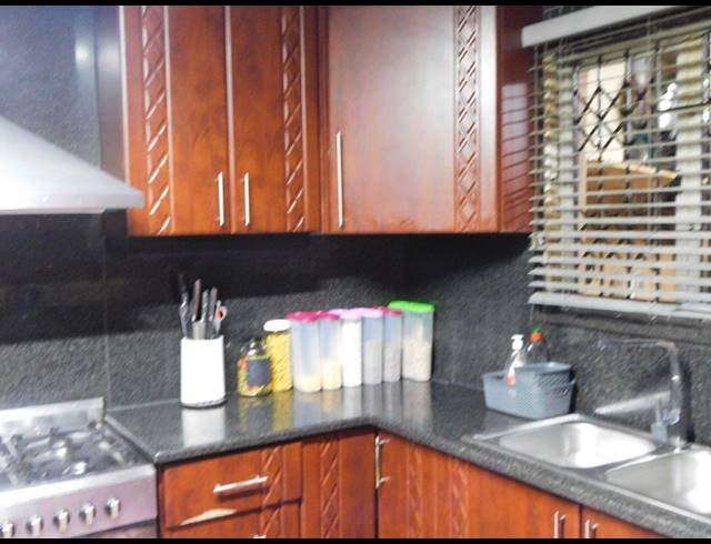 3 BEDROOM HOUSE FOR SALE IN MOORTON